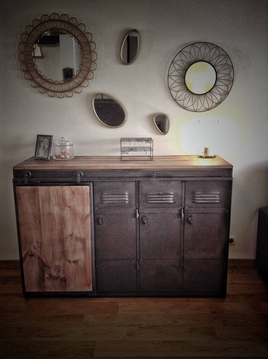 Flow Room Design - Buffet avec porte coulissante en métal sur Bordeaux -8