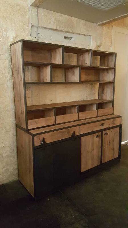 Vaisselier en bois et métal Gironde