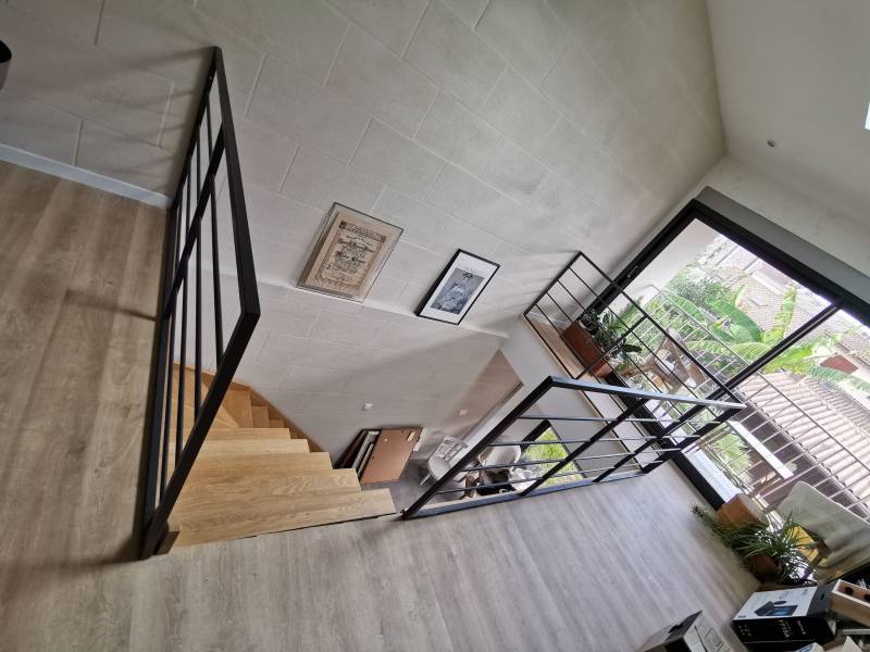 Installation de garde-corps sur mesure Couleur Anthracite
